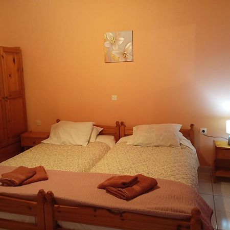 Mylonas Rooms Pandokrátor Kültér fotó