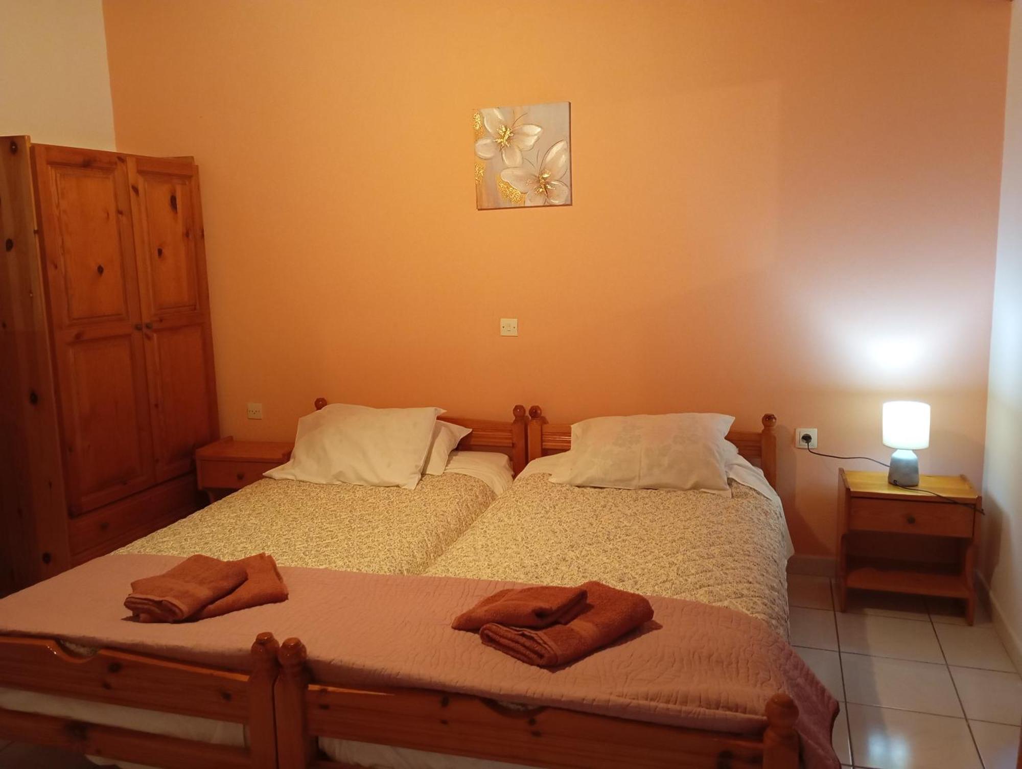 Mylonas Rooms Pandokrátor Kültér fotó